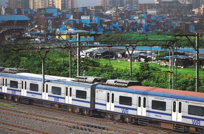 ویسٹرن ریلوے میں۱۲؍ اورہاربر لائن پر۱۴؍ اے سی سروسیز کا اضافہ