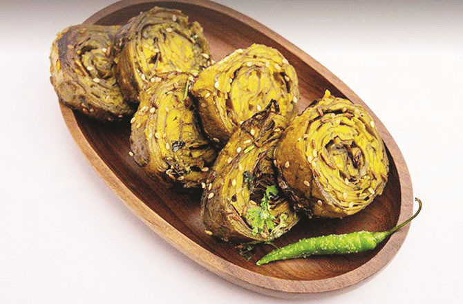 آج کا پکوان: اروی کے پتّوں کے پکوڑے