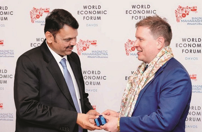 ’’علم، ٹیکنالوجی، غیر ملکی سرمایہ کاری کے حصول کیلئے داوس کا دورہ‘‘