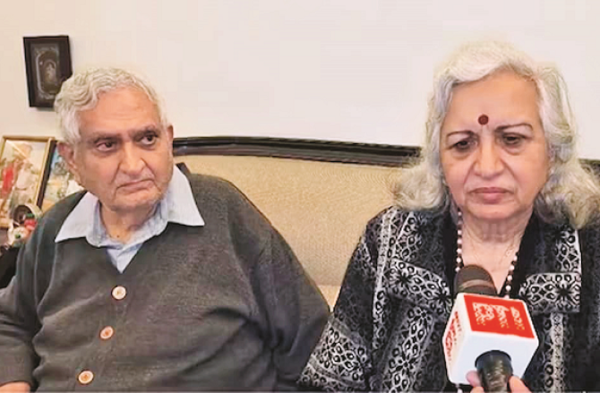  دہلی:معمر جوڑے کو ۲؍ ہفتے تک ’’ڈجیٹل اریسٹ‘‘ رکھ کر۸۵ء۱۴؍ کروڑ لُوٹ لئے گئے