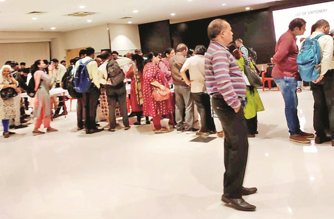   عجلت میں دی جانے والی الیکشن ڈیوٹی سےعملے کو دشواریاں