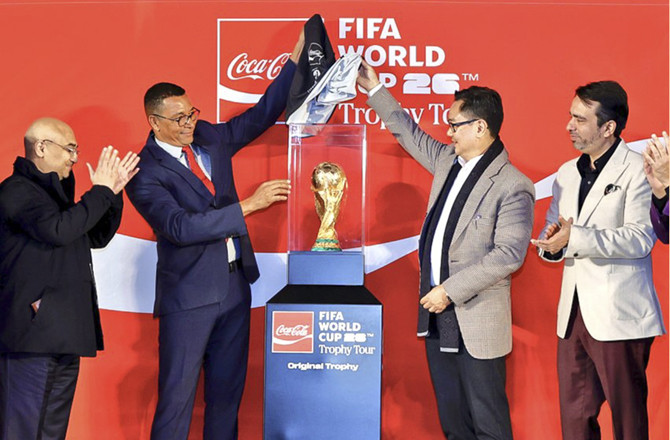 ہندوستانی فٹبال بحران میں لیکن فیفا ورلڈ کپ ٹرافی ٹور دہلی میں شروع 