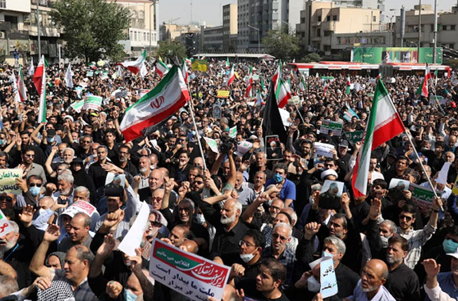 ایران: صورتحال کشیدہ، انٹرنیٹ معطل، بین الاقوامی ردِ عمل