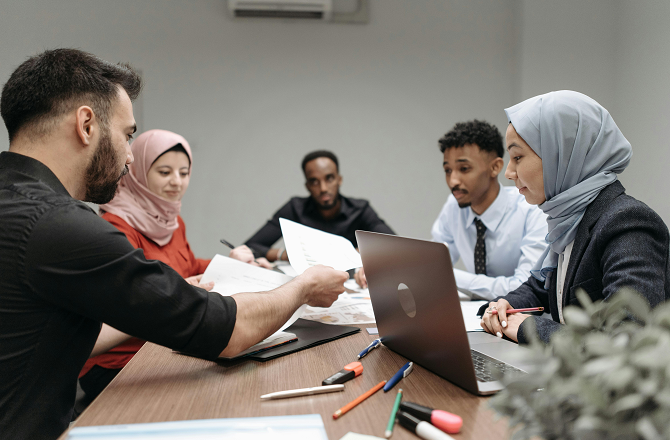 شُح اور صُلح: دو متضاد رویے