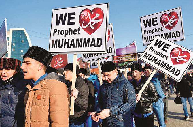 اللہ، رسولﷺ  کی محبت وہ خزانہ ہے جو دل کو روشن، زندگی کو پُر نور اور آخرت کو کامیاب بناتا ہے