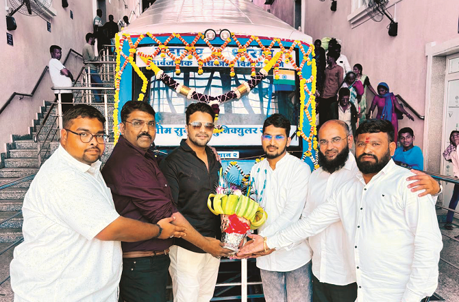 کلیان : حاجی ملنگ پر ملک کی سب سے بڑی اور لمبی فینیکولر ٹرین کا افتتاح