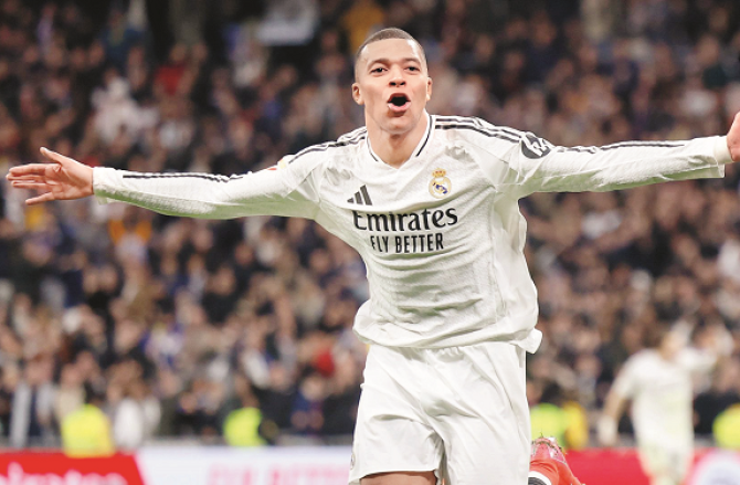 ریئل میڈرڈ کے مداحوں کو جھٹکا، ایمباپے ۳؍ ہفتوں کیلئے میدان سے باہر!