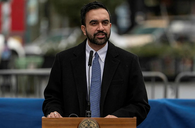 نیو یارک احتجاج میں حماس کے حق میں نعروں پر ظہران ممدانی کی مذمت