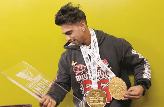 مہتاب نے مشکل ترین حالات میں ’مسل مینیا پرو‘ کا خطاب جیتا