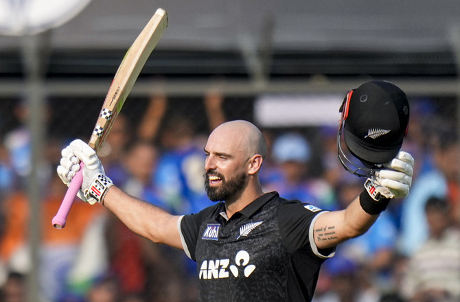 کوہلی کی سنچری رائیگاں، نیوزی لینڈ نے ہندوستان  میں پہلی بار یکروزہ سیریز جیت لی 