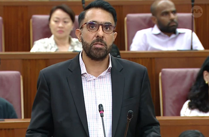 سنگاپور: جھوٹی گواہی دینے پر پریتم سنگھ کی حزب اختلاف عہدے سے برطرفی کا فیصلہ