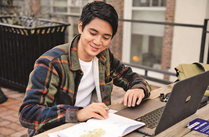 اب امتحان سر پر ہے، الرٹ ہوجایئے، اِن باتوں سے گریز ضروری