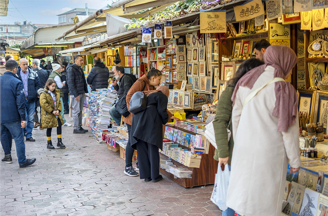 ثقافت اور اَدب کی طرح جمہوریت کی تازہ موجوں کی آمد بھی معاشرے کیلئے ضروری ہے 