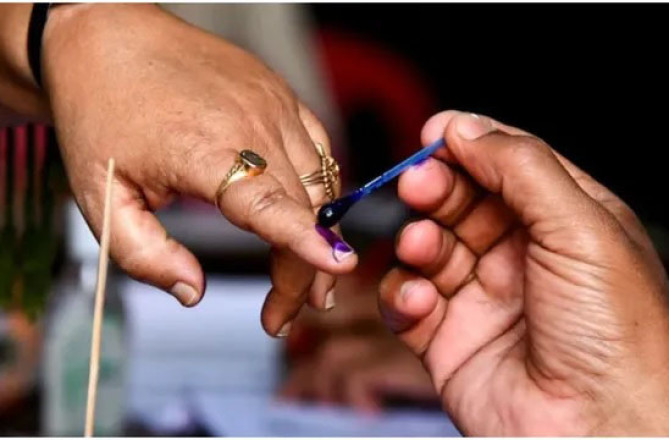 کیا کھویا کیا باقی ہے!