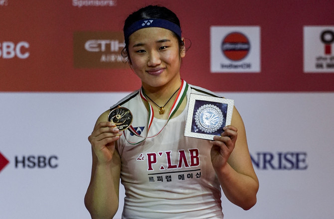 این سے ینگ نے اپنی بادشاہت برقرار رکھی، لن چون ای نے مردوں کا  خطاب جیتا