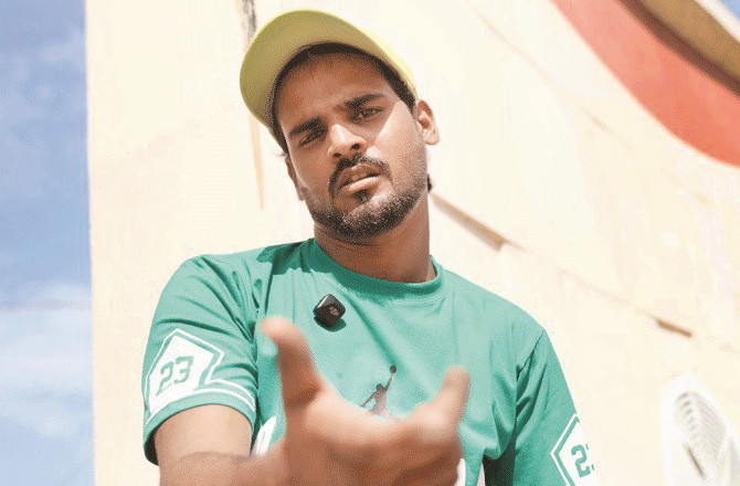’’مسلم ڈلیوری بوائے  نہ بھیجنا‘‘ لکھنے والے گاہک کو شرمندہ کردینے پر آفتاب کی پزیرائی