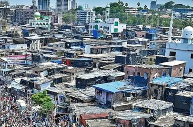 دھاراوی میں ۵۹۰؍ مذہبی عمارتیں، ان کا فیصلہ ریاستی پینل کرے گا