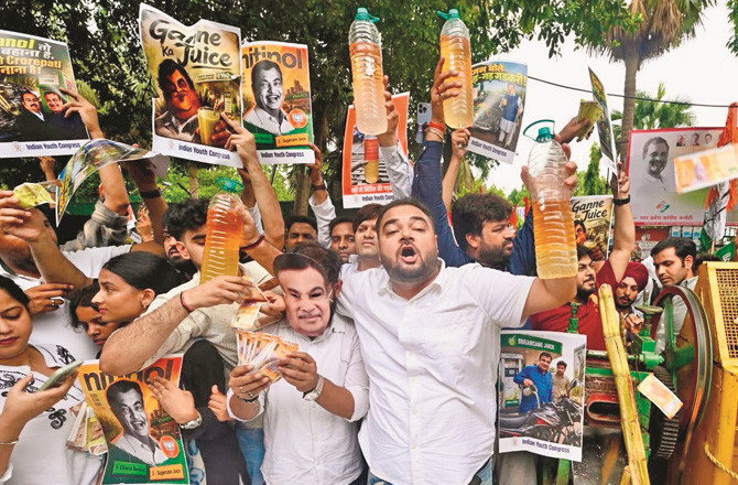 ’’ایتھنول کے بغیر پیٹرول اب دستیاب نہیں، خالص پیٹرول فراہم کرانا ممکن نہیں‘‘