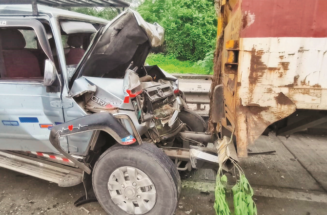  جلگاؤں سے ممبئی آنے والا خاندان واپسی میں حادثے کا شکار
