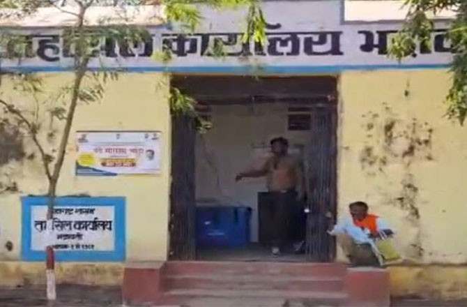  کسان کی خود کشی کا باعث بننے والے تحصیلدار کے خلاف معاملہ درج 