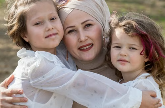 ماں کی قدر کرنا دراصل اللہ کی رحمت کی قدر کرنا ہے