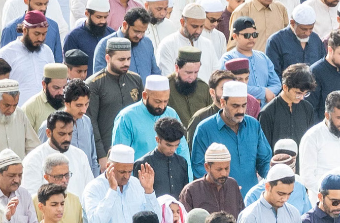 اُمت کو توہین ِ صحابہؓ اور توہین ِ  اہل بیت دونوں ہی فتنوں سے خبردار رہنا چاہئے 