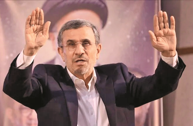 ایران کے سابق صدر احمدی نژاد نظر بند: امریکی اخبار