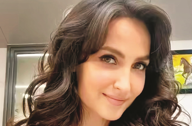 شاہ رخ کی ’دیوداس‘ دیکھ کر ایلی اورام کو ہندی فلم میں کام کرنے کا شوق پیدا ہوا
