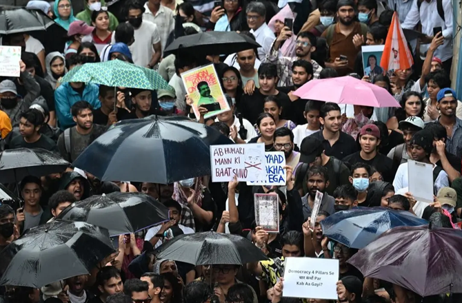 سی جے پی: مغربی بنگال، مہاراشٹر کا بھی مظاہرین کے خلاف کارروائیاں روکنے کا اعلان