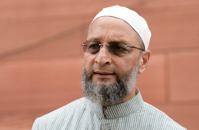 ایس آئی آر کے ذریعے خارج کردہ ہندوستانیوں کا ایک مستقل طبقہ پیدا کیا جائے گا: اسد الدین اویسی