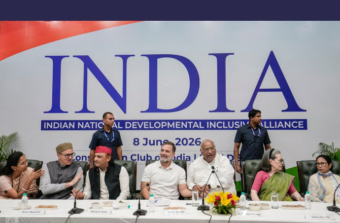 ۲۳ اپوزیشن پارٹیوں نے چیف جسٹس کو خط لکھا، ایس آئی آر کے طریقۂ کار پر سوال اٹھائے