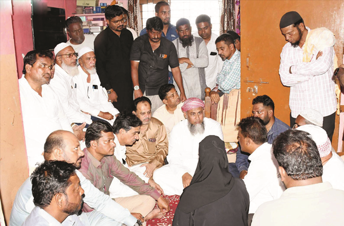 ناندیڑ: مقتول کفایت علی کے اہل خانہ کی امداد