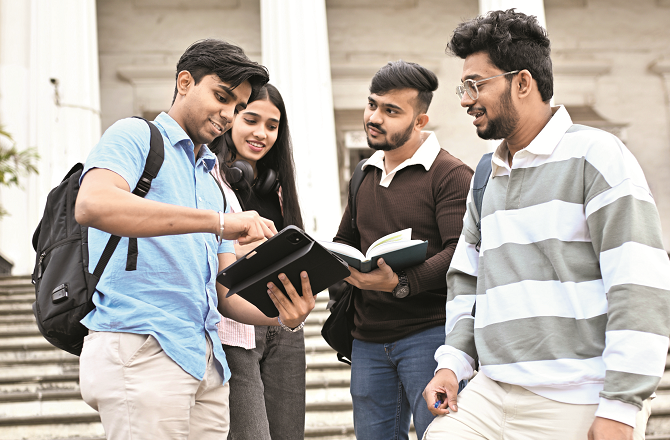 آج کے طلبہ کل کی ملازمتوں کیلئے کیا تیاری کریں؟ یہ ازحد ضروری ہے