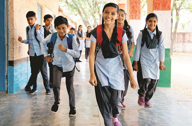 چند دنوں میں نئے تعلیمی سال کی School Bell بجے گی لیکن کیا آپ کیلئے تیار ہیں؟