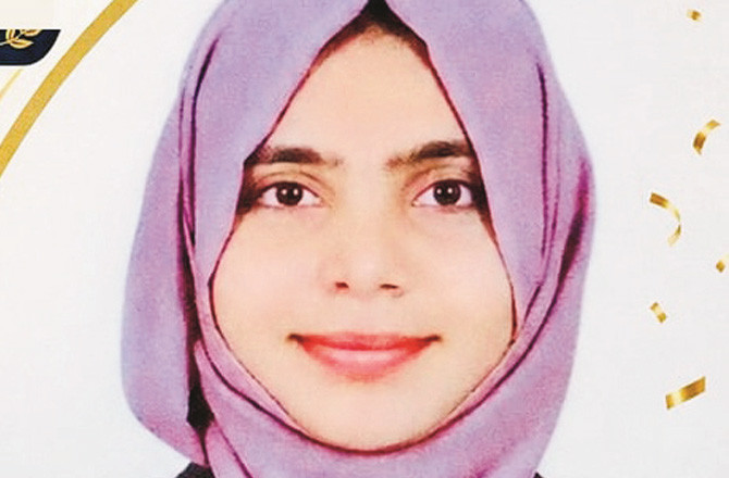 چپلون کی سمیہ مجاہد میئر کی ایل ایل ایم میں شاندار کامیابی   