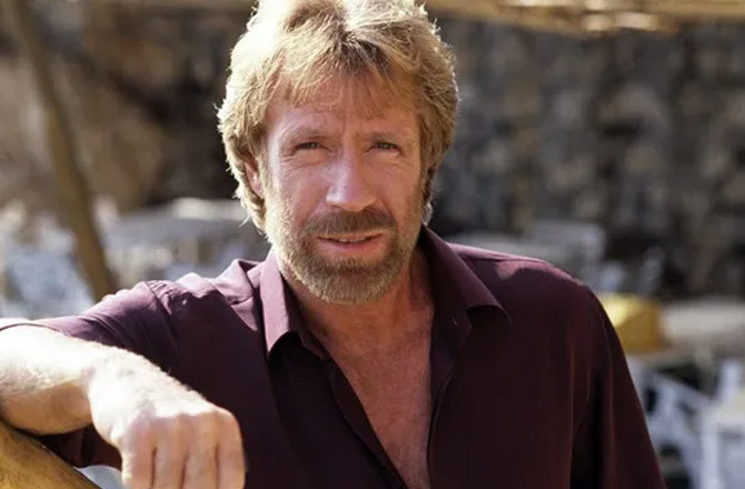 مارشل آرٹس کے ماہرچک نوریس  کا انتقال، یاد کر کے اکشے کمار کی آنکھیں نم 