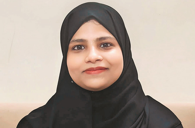 کرلا: فرحانہ زینت خان کی شاندارکامیابی ۔ ’یوپی پی ایس سی‘ میں  بی ڈی او منتخب