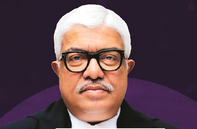 گھر میں نماز پر پابندی کے خلاف فیصلہ سنانے  والے الہ آباد ہائی کورٹ کے جج کا روسٹر تبدیل کردیا گیا