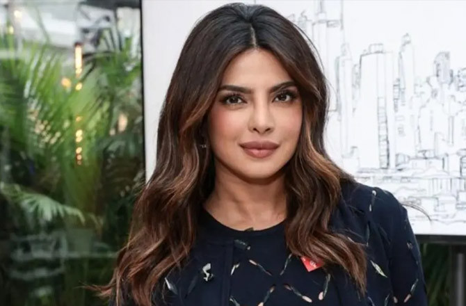 مجھے گندگی میں رہنا پسند نہیں:پرینکا چوپڑہ نے بالی ووڈ چھوڑنے کی وجہ  بتائی 