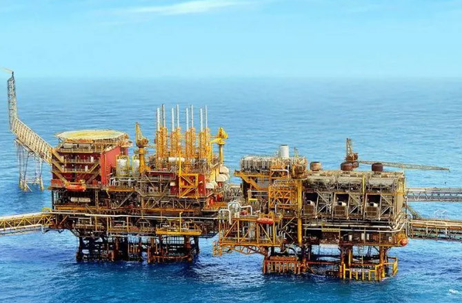 حکومت  نے گیس کی بد عنوانی میں ریلائنس اور بی پی سے ۸۱ء۲؍ ارب ڈالر طلب  کئے