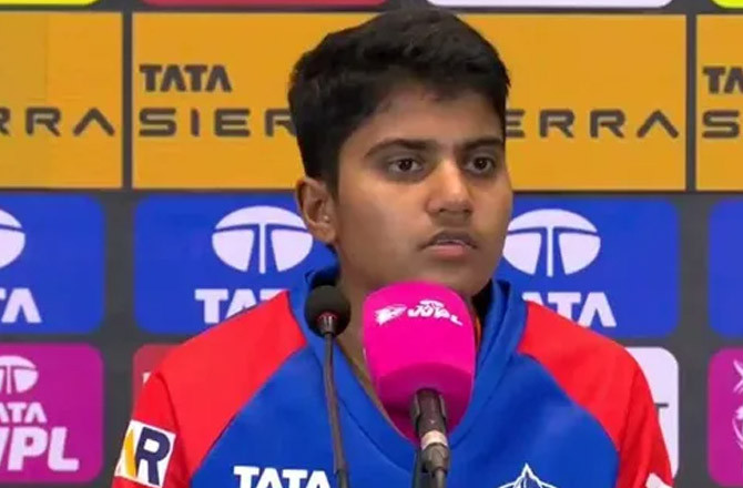 این شری چرنی ون ڈے میں سب سے مہنگا اسپیل ڈالنے والی بھارتی بولر بنیں