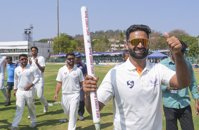 پرویز رسول: عاقب نبی نے جموں و کشمیر کو کھیلوں میں نئی پہچان دلائی 