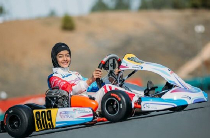 عتیقہ میر نے یورپ میں اہم سنگ میل عبور کیا، پوڈیم شیئر کرنے والی پہلی ہندوستانی 