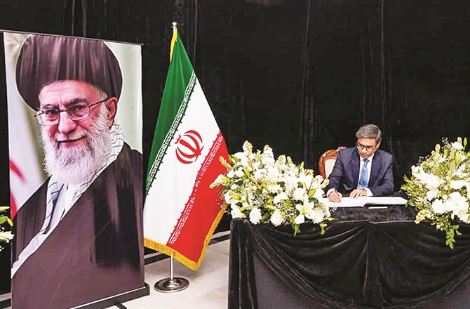 ایران کے رہبراعلیٰ آیت اللہ خامنہ ای کی شہادت پرہندوستان کا بالآخر اظہار تعزیت