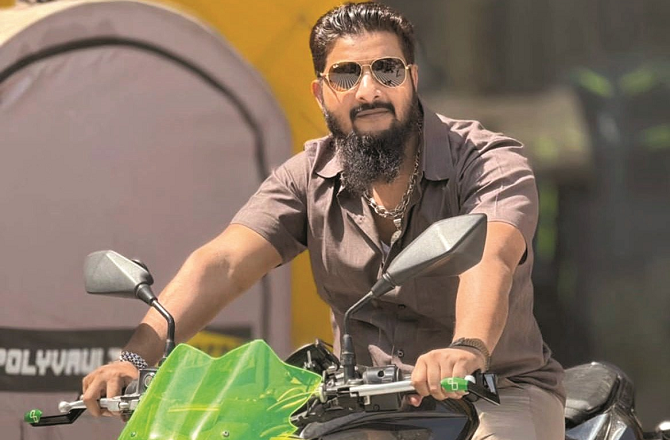 ممبرا: سوشل میڈیا انفلوئنسرکے گھر کے باہر فائرنگ