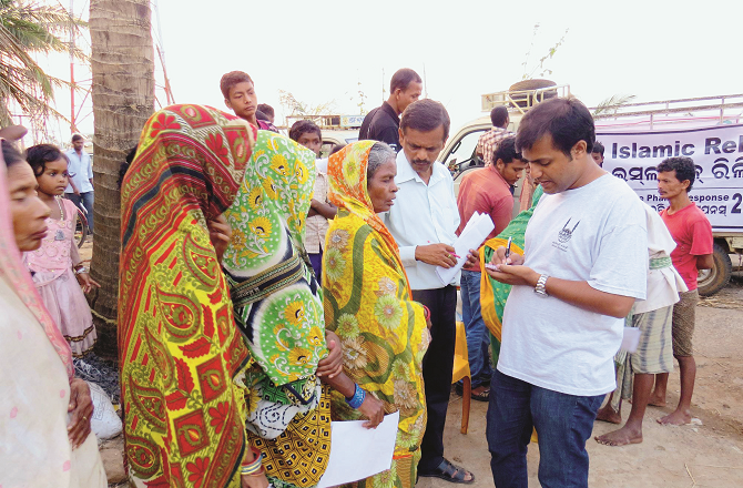 امسال زکوٰۃ زیادہ نکلے گی مگر کم ہی لوگ اس کی نتیجہ خیز تقسیم پر غور کررہے ہیں