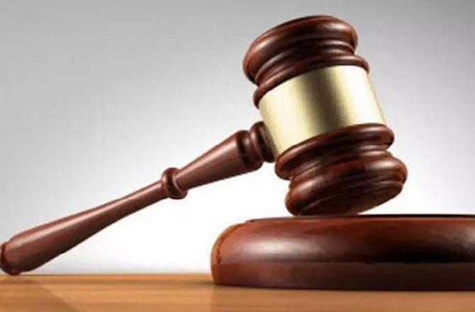 کشی نگر مدارس: الٰہ آباد ہائیکورٹ نے تحقیقات کے احکامات پر روک لگائی، حکومت سے جواب طلب