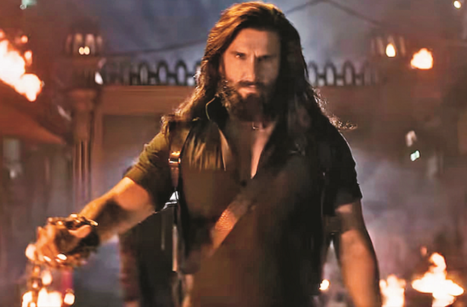 دھرندھر۲:تشدد زیادہ،خونریزی زیادہ اور پروپیگنڈا اس سے زیادہ