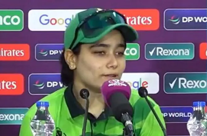 اروندھتی ریڈی اور فاطمہ ثناآئی سی سی ویمن پلیئر آف دی منتھ  کے لیے نامزد