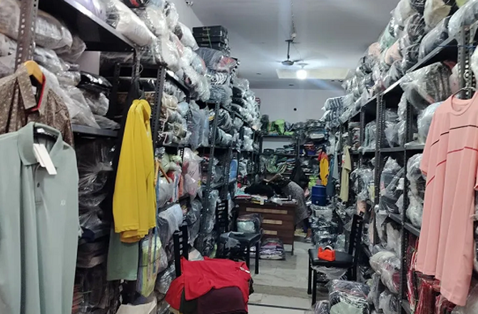 ایران جنگ : بنگلہ دیش کاگارمنٹ کاروبار شدید دباؤ کا شکار